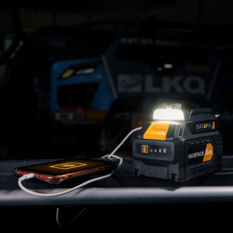 Laden Sie das Bild in Galerie -Viewer, 18V USB-Akku-Adapter mit Taschenlampe