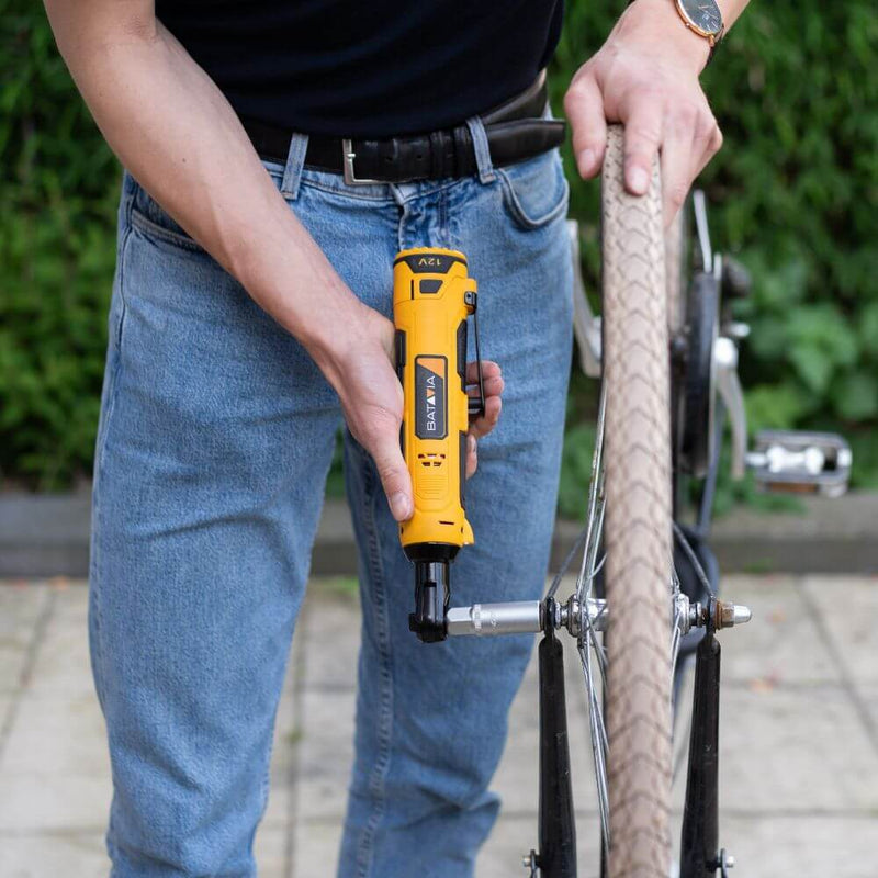 Carica immagine in Galleria Viewer, Cricchetto a batteria 12V