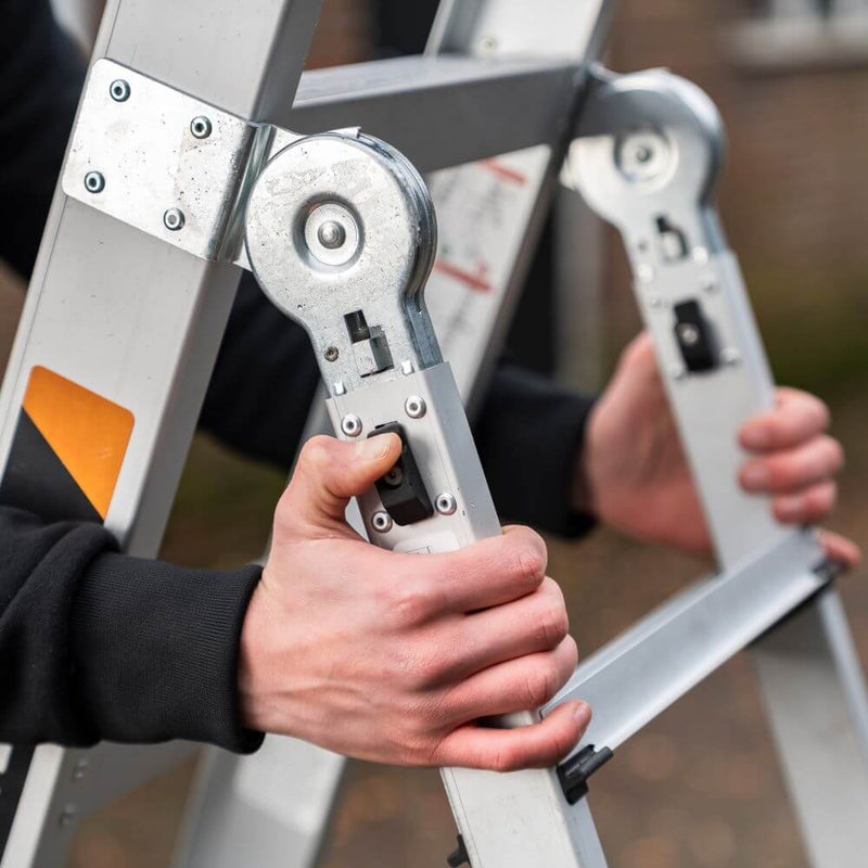 Laden Sie das Bild in Galerie -Viewer, 3-in-1 Multi-Leiter