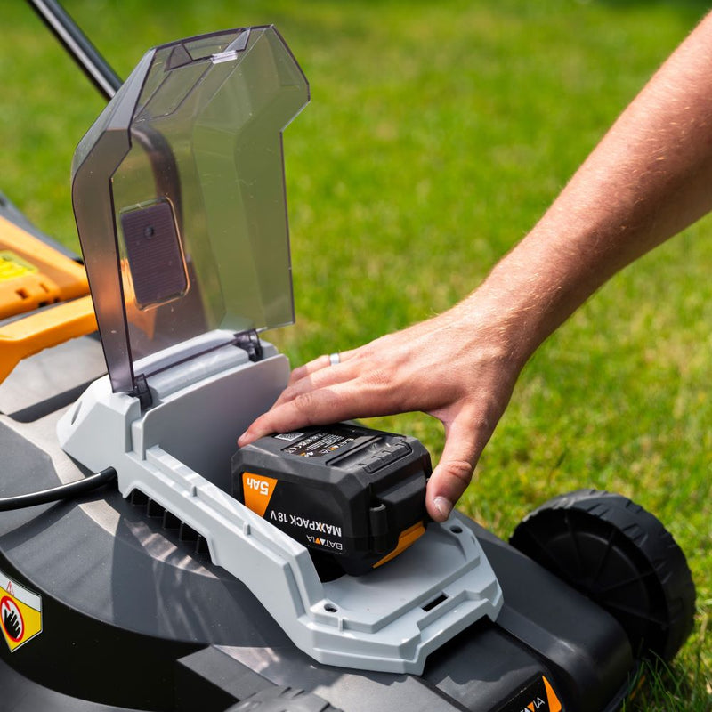 Laden Sie das Bild in Galerie -Viewer, 18V Akku-Rasenmäher 32 cm