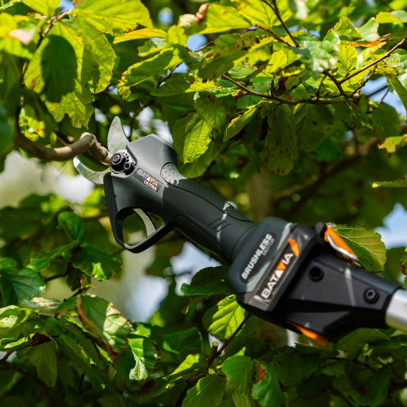 Load image into Gallery viewer, 18V Nexxcut Cordless Brushless Pruner 30mm