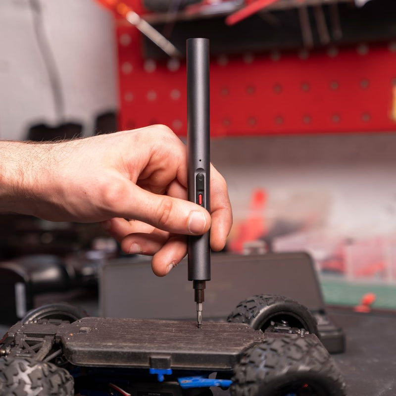 Laden Sie das Bild in Galerie -Viewer, Fleischmann 3.6V Elektrischer Schraubenzieher (40-teiliger satz)