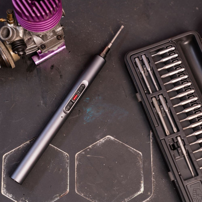 Laden Sie das Bild in Galerie -Viewer, Fleischmann 3.6V Elektrischer Schraubenzieher (40-teiliger satz)