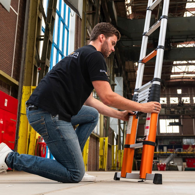 Load image into Gallery viewer, Telescopic Ladder 4.15m