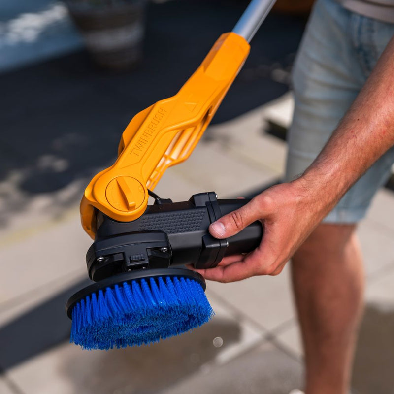 Laden Sie das Bild in Galerie -Viewer, 12V Twin Brush Akku-Reinigungsbürste Teleskopierbar