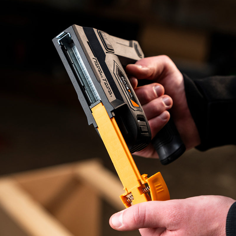 Laden Sie das Bild in Galerie -Viewer, 4V Akku-Klammer-Nagel-Tacker