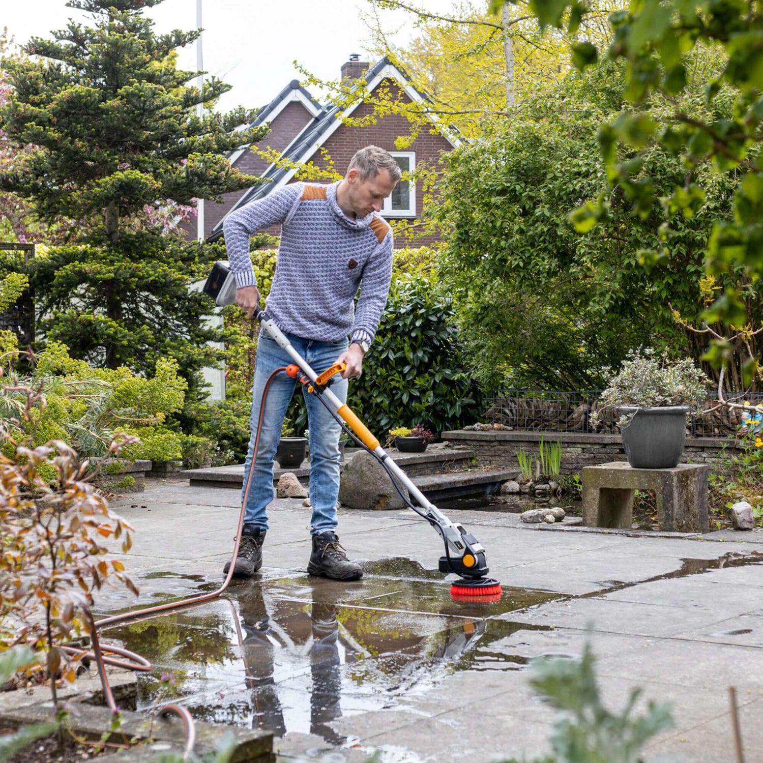 How to Clean Outdoor Ceramic Tiles