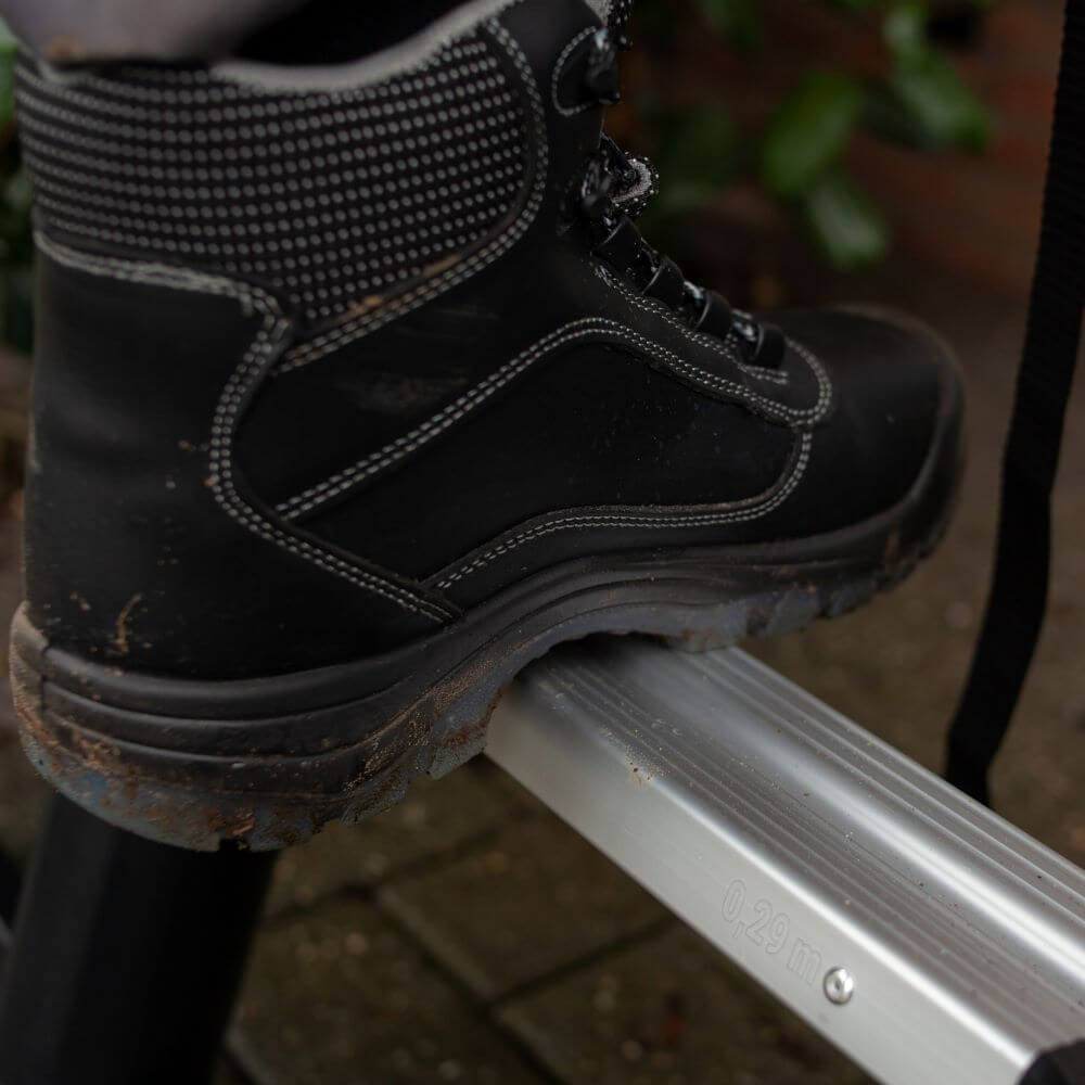 Extra Wide Steps (Professional)
