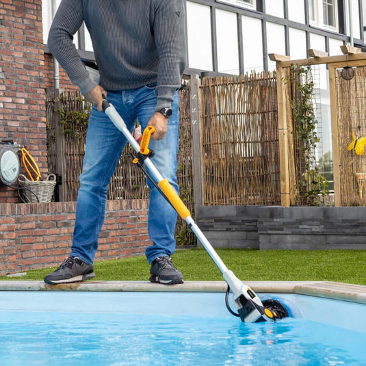 18V Twin Brush - Snoerloze Borstelloze Power Scrubber - Incl. 2.0Ah Accu & Lader
