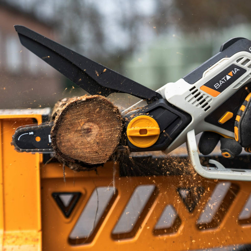 Load image into Gallery viewer, 350W One-Hand Chainsaw 8&#39;&#39;
