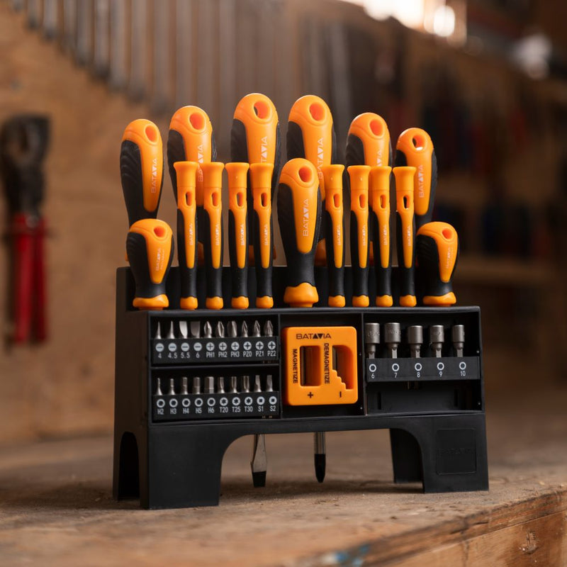 Load image into Gallery viewer, Screwdriver set - 44 pcs
