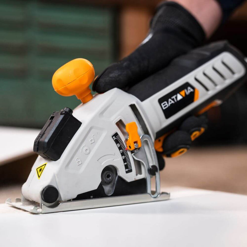 Load image into Gallery viewer, Mini Circular Saw 600W
