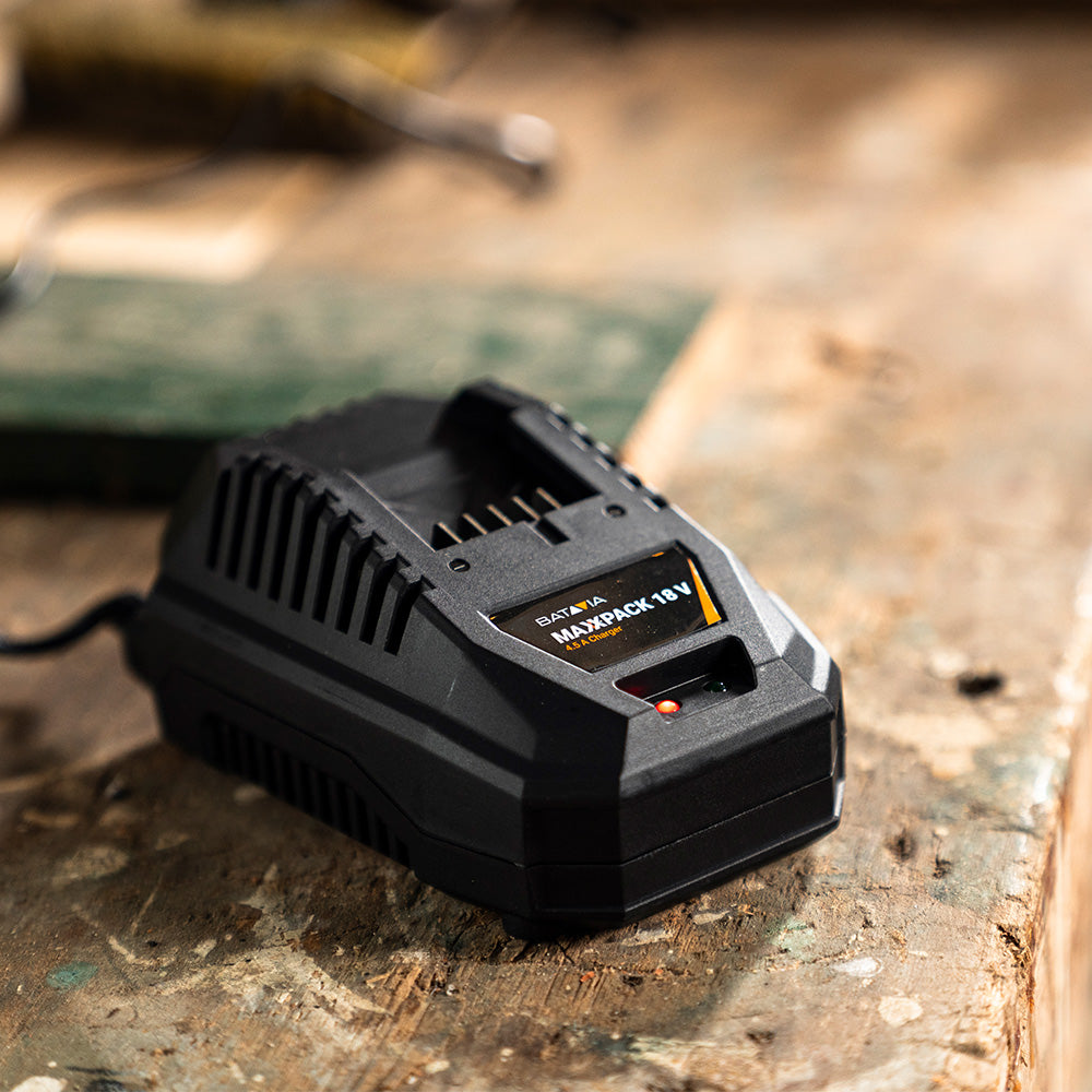 18V 4.5A Fast Charger