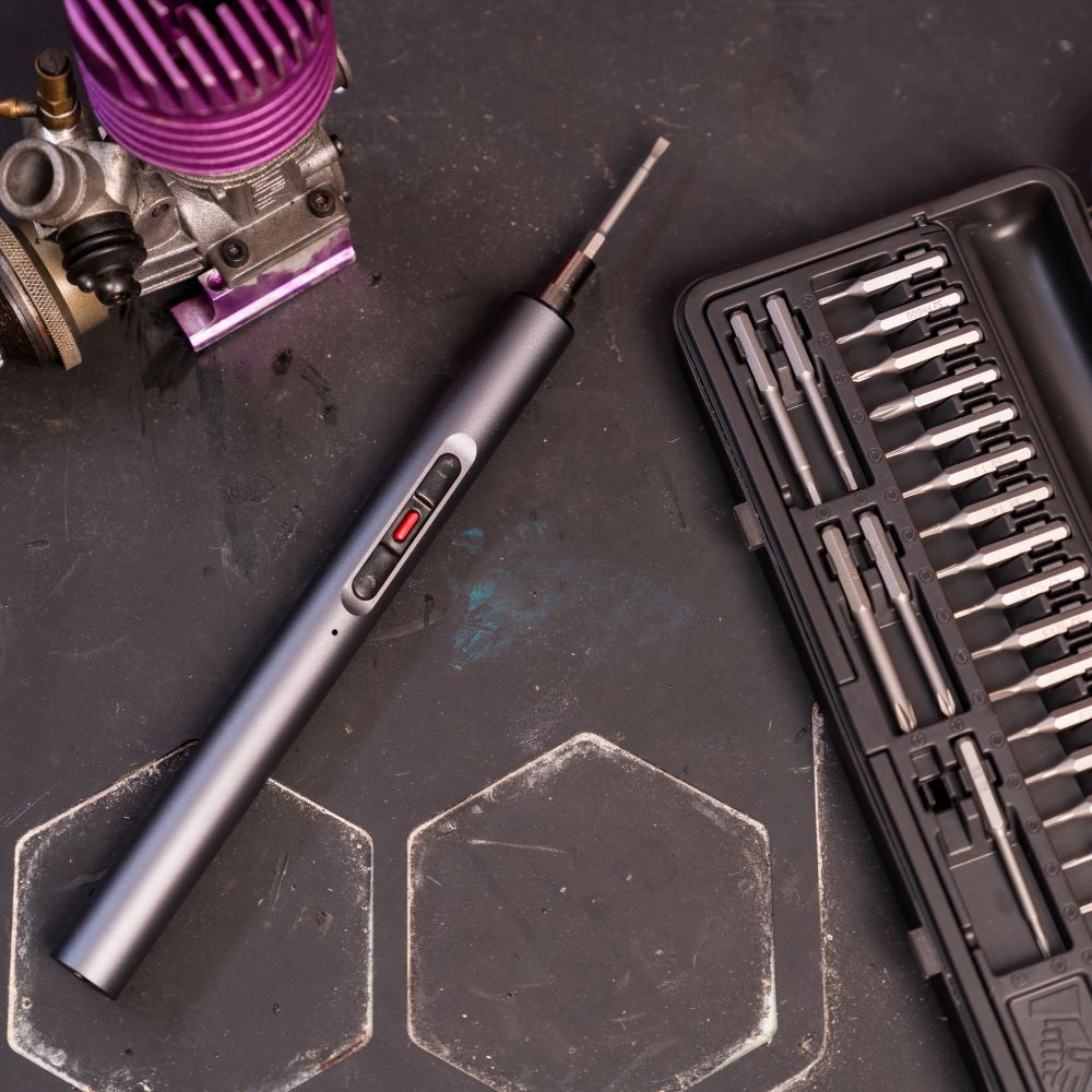 Fleischmann 3.6V Electric Screwdriver (40 pieces)