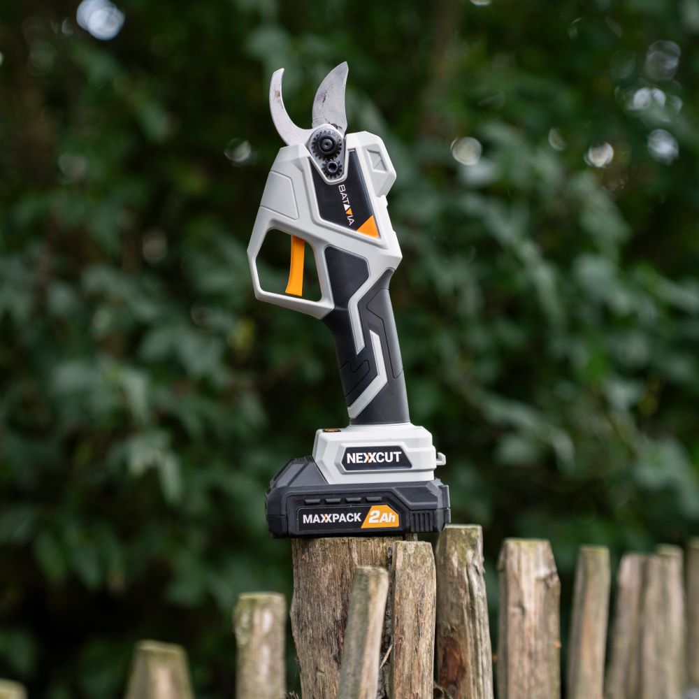 18V Nexxcut Brushless Akku-Astschere 30mm