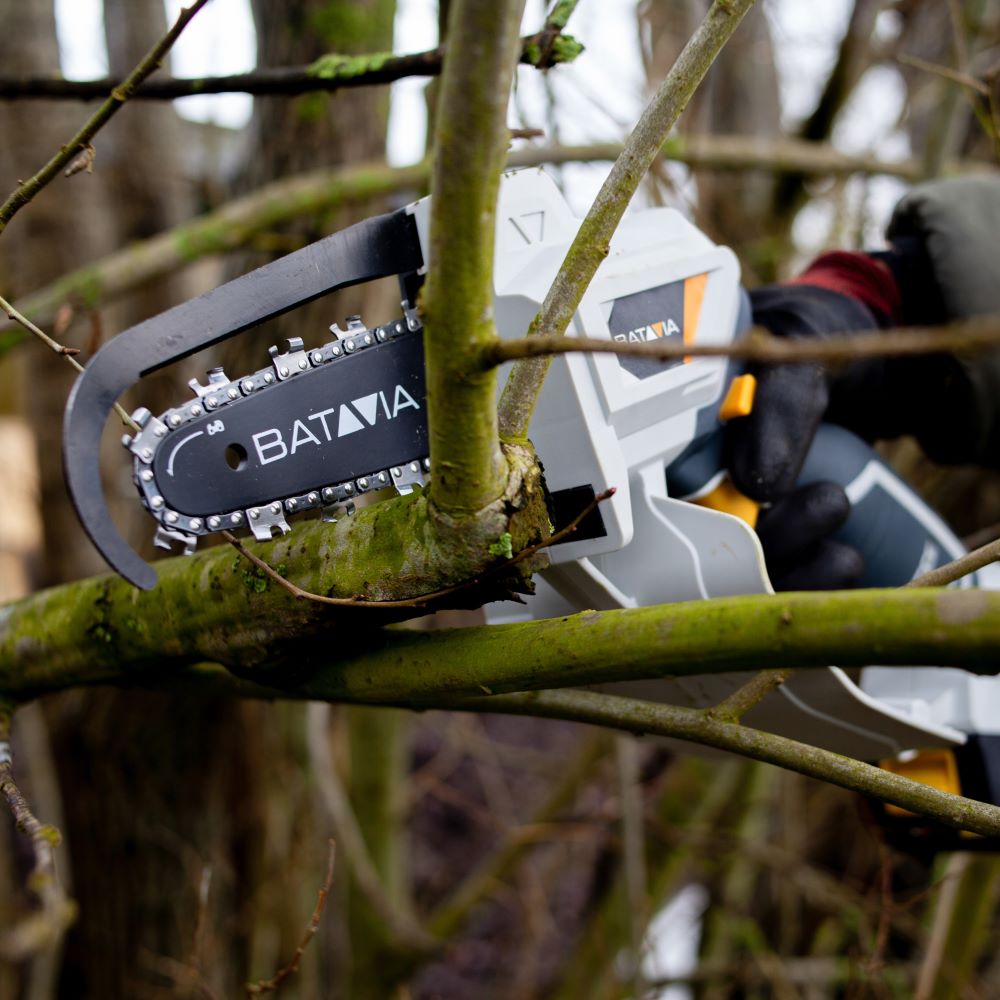 18V Pruning Power Set - Incl. 2Ah Accu en 2.4A Oplader