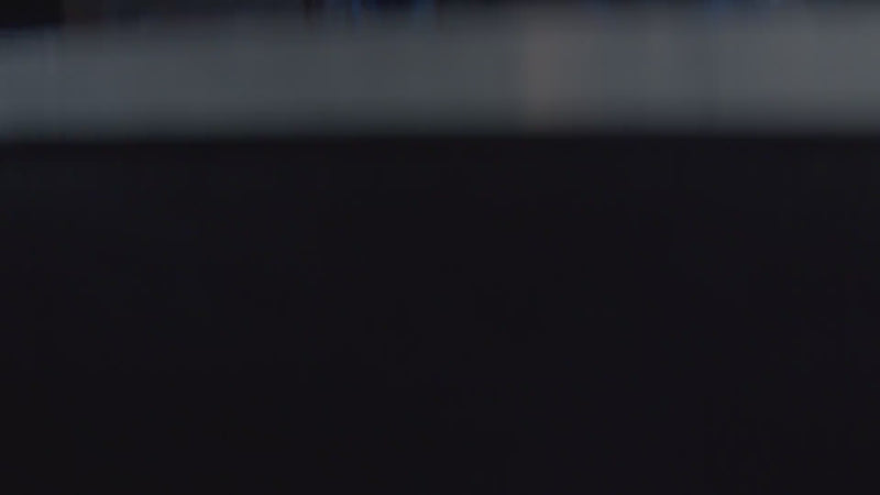 Video laden en afspelen in Galerij-viewer, 12V Accu Haakse Slijper 76mm
